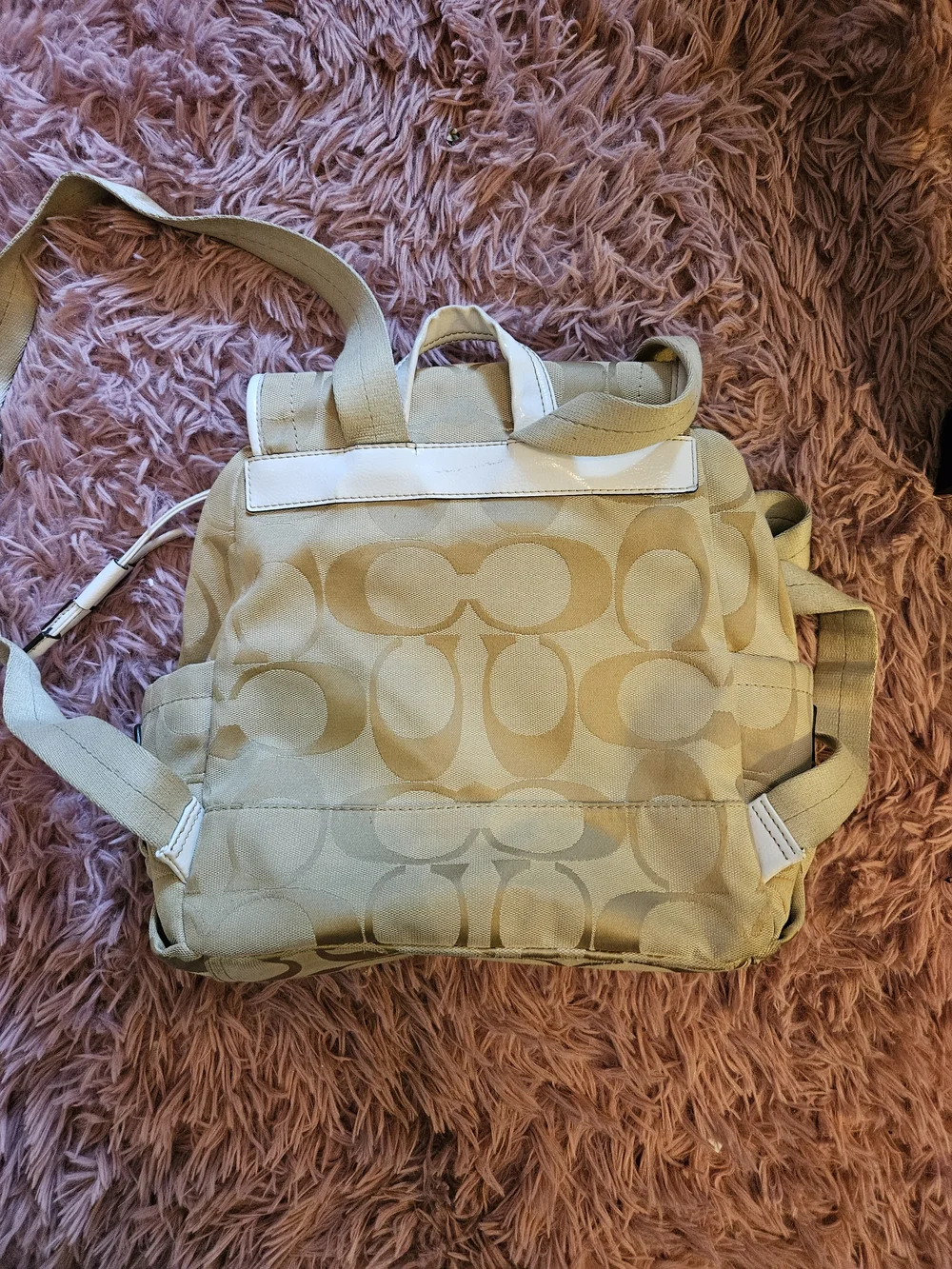 Y2K✨️Coach Tan Daisy Signature Canvas Backpack - Picture 11 of 16